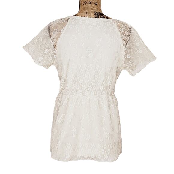 Emmer & Oat Ecru Lace V-Neck Baby Doll Empire Waist Short Sleeve Top Size Small - Picture 9 of 9